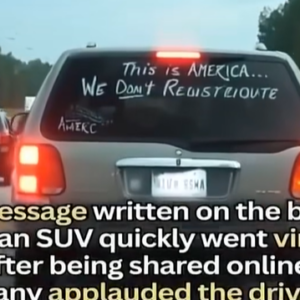 Driver’s Window Message Starts Conversation About Wealth and Opportunity