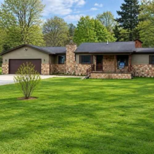 Discover the Comfort of Easy Living in a Charming Single-Story Ranch Home
