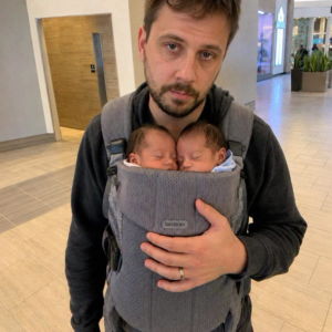 THE FATHER THEY TRIED TO DESTROY: I Entered the Women’s Restroom to Save My Newborn Twins, but an Entitled Karen Tried to Ruin My Life—Until Her Own Daughter Humiliated Her